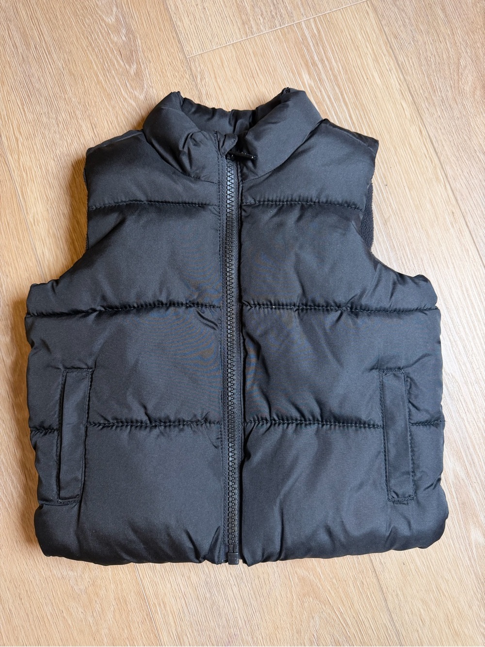 Old Navy Black Puffer Vest Fleece Lined 12-18M